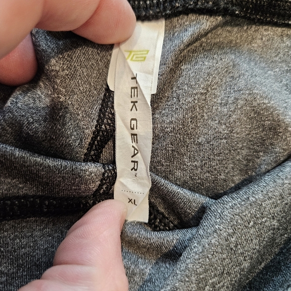 Tek Gear Capri yoga pants womans size XL black athletic workout yoga Capri EUC - Picture 4 of 6